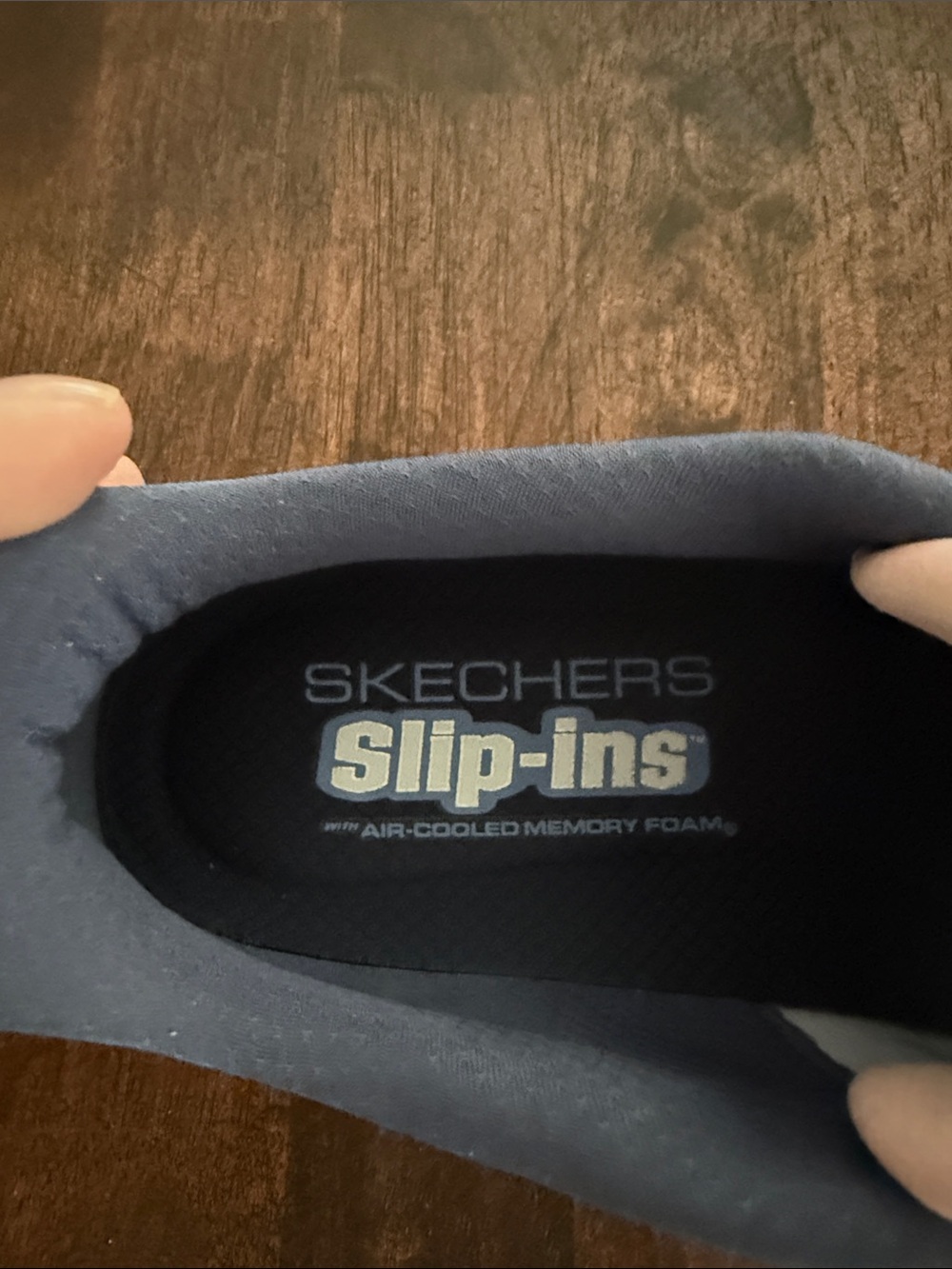 Skechers women’s slip in Baby blue with pink Sneakers - brand new 8.5 - Picture 4 of 6
